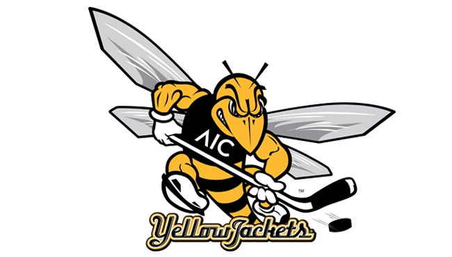 AIC vs. Holy Cross | MassMutual Center